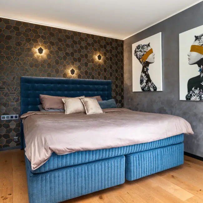 5R9A2042-Edit-650x650